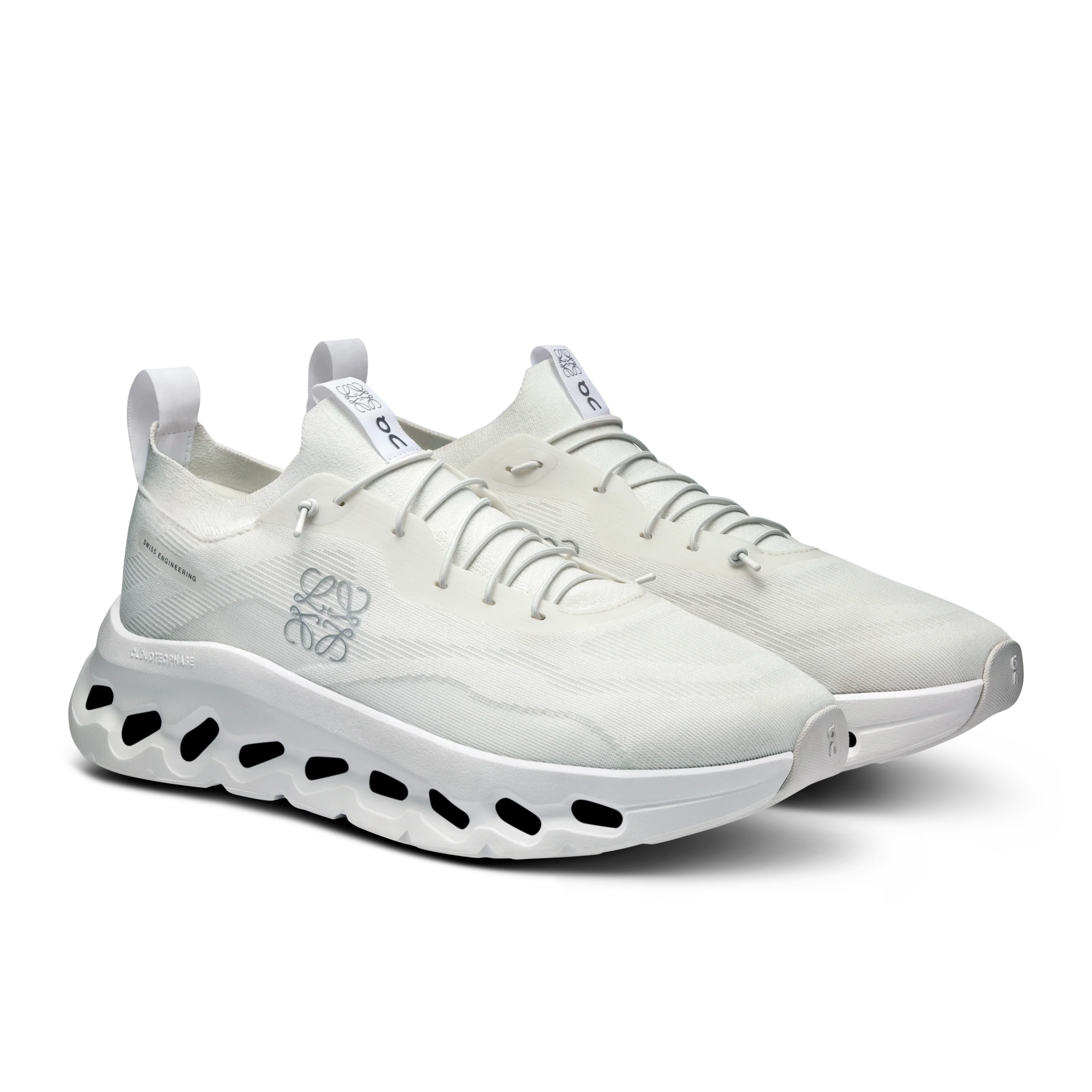 Cloudtilt LOEWE - All White